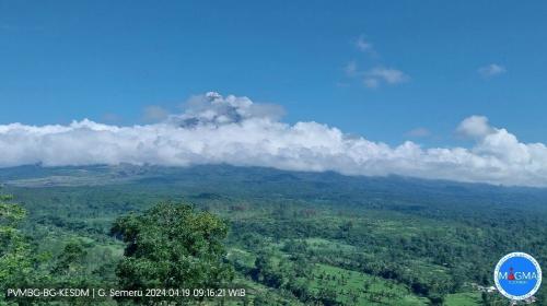 Gunung Semeru Terus Erupsi, PVMBG: Tercatat 179 Kali Letusan Sejak Awal ...