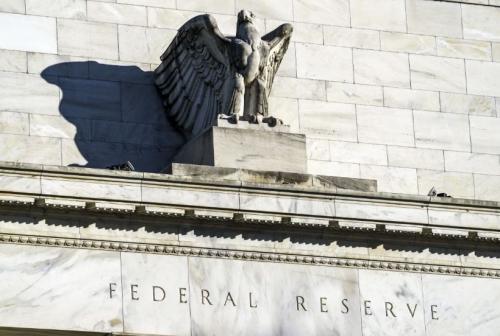 The Fed Terbelah Soal Pemangkasan Suku Bunga
