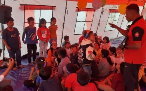 Sebanyak 2.038 Jiwa Mengungsi Akibat Banjir, BPBD DKI Mulai Salurkan Bantuan Logistik