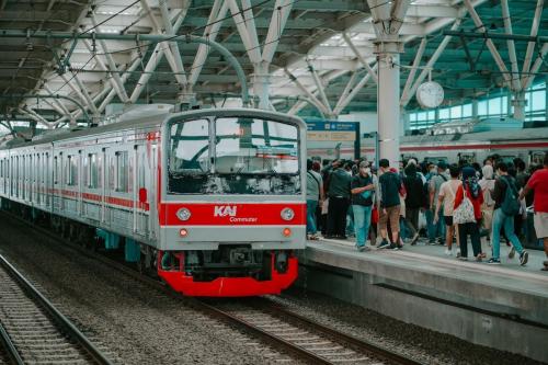 KAI Commuter Kerahkan 325 Personel di Hari Pelantikan Presiden Besok