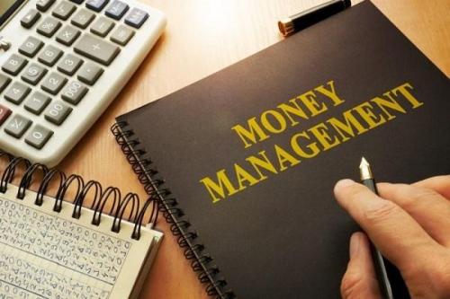 7 Cara Atur Keuangan untuk Wanita Karier agar Finansial Aman Terus