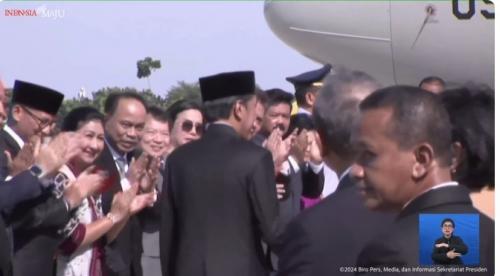 Sejumlah Menteri Kabinet Indonesia Maju Lepas Keberangkatan Jokowi ke Solo