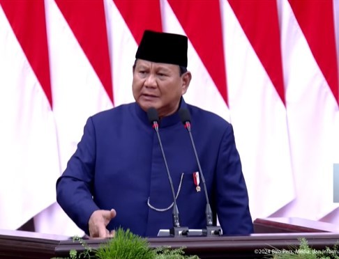 Pidato Perdana, Prabowo Tegaskan Pemimpin Harus Bekerja untuk Rakyat