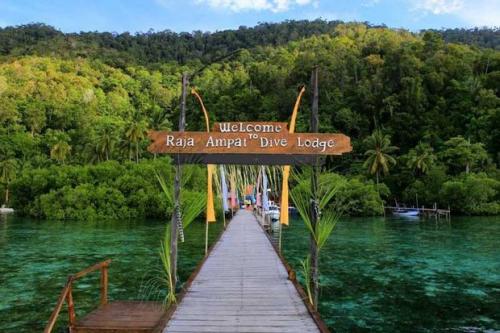 20 Tempat Wisata di Indonesia yang Mendunia, Favorit Turis Asing