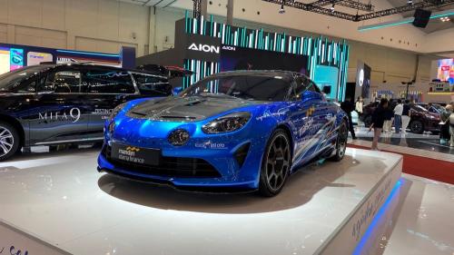 Alpine A110R Jadi Mobil Termahal di GJAW 2024, Harganya Rp5,4 Miliar