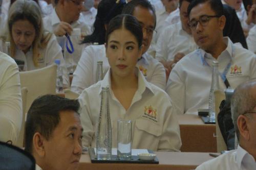 Clarissa Tanoesoedibjo Hadiri Pengukuhan Pengurus Kadin 2024-2029