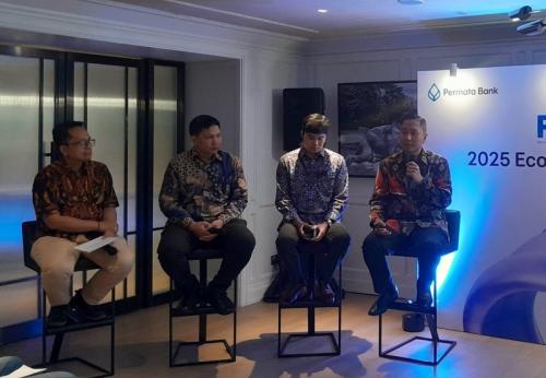 PIER Proyeksi Ekonomi RI Tumbuh 5,15 Persen di 2025, Daya Beli Masih Jadi PR 