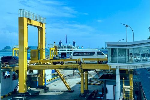 Long Weekend, ASDP Catat 14 Ribu Kendaraan dan 55 Ribu Penumpang Tinggalkan Jawa Menuju Sumatera