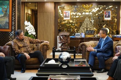 Hong Kong Jajaki Investasi di RI, Airlangga Siap Guyur Insentif Pajak
