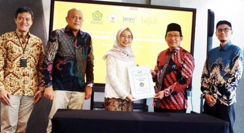 Kemenag Tetapkan BTPN Syariah Sebagai Lembaga Keuangan Syariah Penerima Wakaf Uang