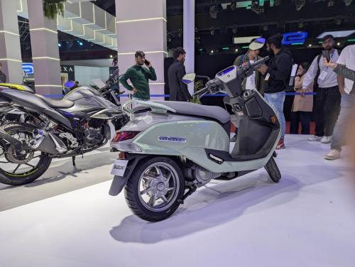 Suzuki Luncurkan Motor Listrik, Bisa Tempuh 95 Km Sekali Isi Daya