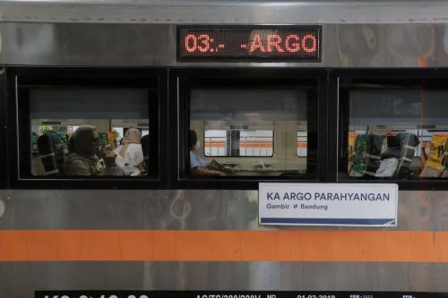 Kereta Parahyangan Beroperasi Mulai 1 Februari 2025, Cek Harga dan Jadwalnya