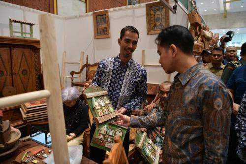 Gibran Hadir di INACRAFT 2025, Dorong Inovasi untuk Perkembangan UMKM dan Kerajinan
