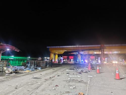 Kronologi Kecelakaan Maut di GT Ciawi, Truk Galon Air Mineral Alami Rem Blong