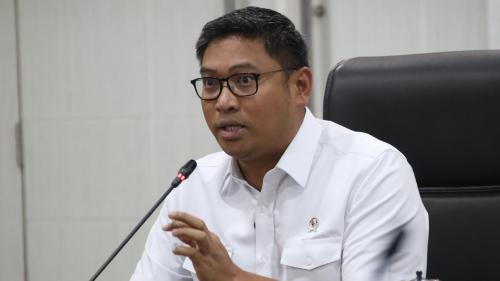 Wamentan Beberkan Alasan Bulog Wajib Beli Gabah Petani Sesuai HPP Rp6.500 per Kg