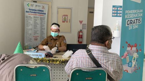 Suasana Meriah Sambut Masyarakat Cek Kesehatan Gratis di Puskesmas Tangsel