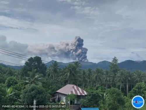 Gunung Dukono di Maluku Utara Meletus Pagi Ini