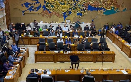 Baleg DPR Sepakat Bawa RUU Minerba ke Paripurna untuk Disahkan Jadi Undang-Undang