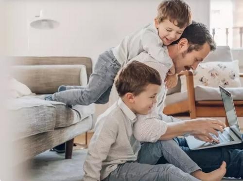 Tips dan Tantangan Menciptakan Quality Time dengan Keluarga di Era Digital 