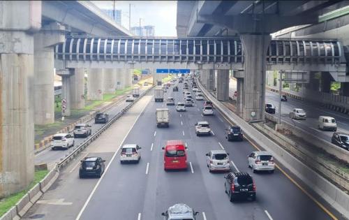 Arus Balik H+7 Lebaran, Masih Ada Peningkatan Jumlah Kendaraan di Tol Jabodetabek dan Jawa Barat