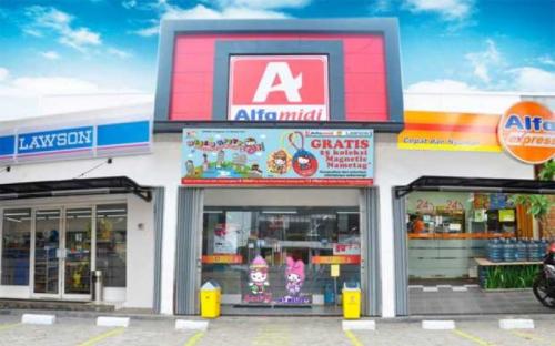 Sempat Agresif, Alfamidi (MIDI) Ungkap Alasan Tutup 300 Gerai Lawson pada 2024