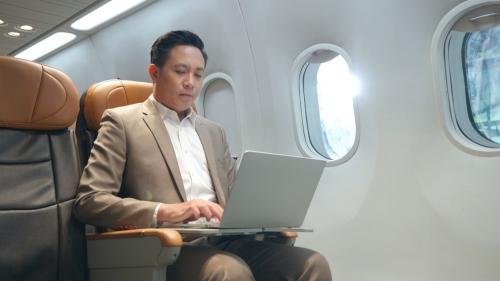 Kenyamanan dan Fasilitas Penerbangan yang Menunjang Kebutuhan Pebisnis