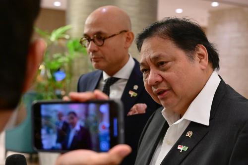 Airlangga Sebut Penerapan Tarif Trump 32 Persen Ditunda, Ini Penjelasannya