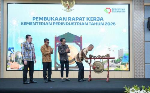 Pasar Global Penuh Ketidakpastian, Menperin Luncurkan Strategi Baru Industrialisasi Nasional