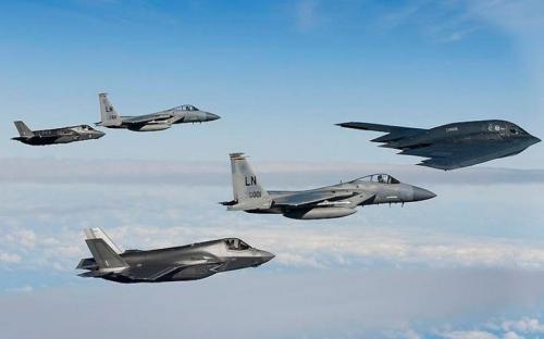 Wacana Pesawat Militer AS Bebas Terbang di Langit Indonesia, Kemlu Surati Kemhan