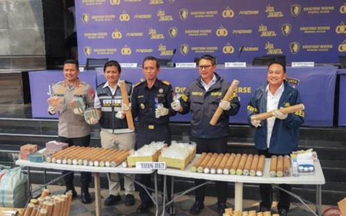 Bea Cukai Tanjung Priok dan Polda Metro Jaya Ungkap Penyelundupan Merkuri di Pelabuhan Tanjung Priok