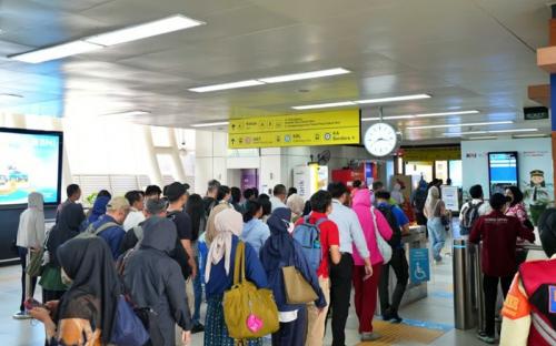 LRT Jabodebek Gelar Uji Coba Tambah Frekuensi Perjalanan di Jam Sibuk