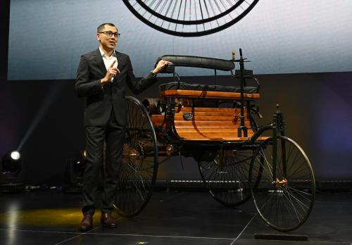 Unik, Booth Mercedes di GIIAS 2026 Pamerkan Mobil Jadul Buatan 1886