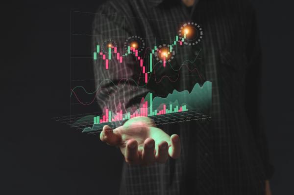 10 Saham Top Gainer Perdagangan Senin 10 Agustus 2026, Ada GIAA-GMFI