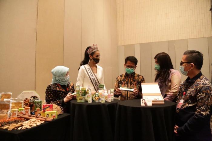 Mustika Ratu dan Indofarma ‘Collab’, Ini Produk yang Segera Diluncurkan. (Foto: Ist)