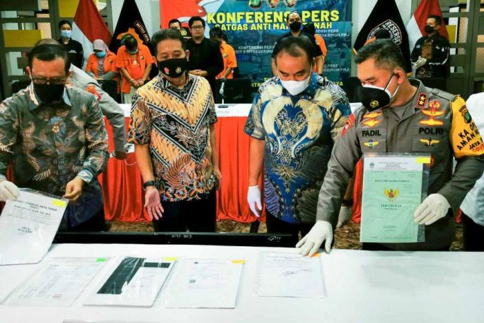 Jangan Jadi Korban Mafia Tanah, Waspada Modus Penukaran Sertifikat Asli dan Palsu. (Foto: MNC Media)