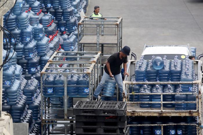 Indonesia Water Institute (IWI) menyatakan, ada peningkatan biaya air bersih selama pandemi Covid-19.
