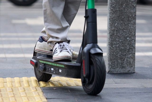 Grab Ekspansi Bisnis, Garap Pengiriman Paket dengan Kendaraan Listrik