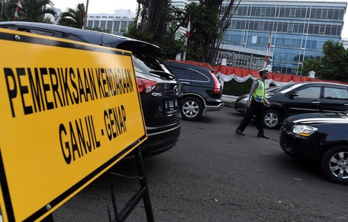 Antisipasi Kerumunan, Seluruh Jalur Menuju Tempat Wisata Diberlakukan Ganjil Genap.(Foto: MNC Media)