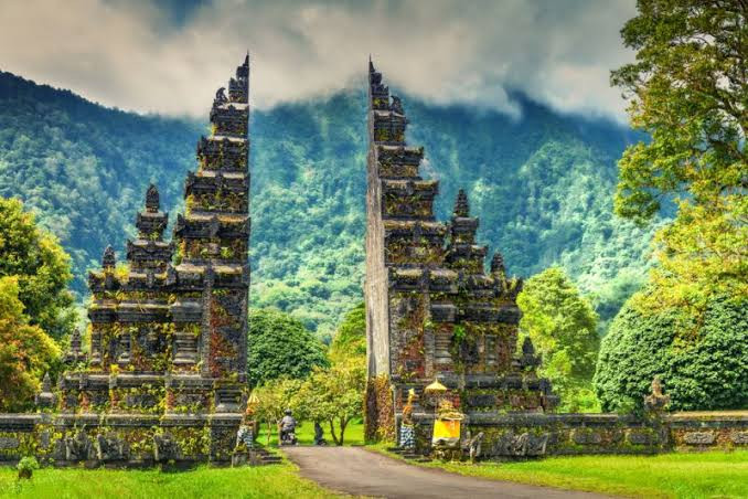 Pemerintah Provinsi Bali menyiapkan berbagai promosi pariwisata setelah jumlah vaksinasi tahap dua masyarakat Bali telah mencapai 70%. (Foto: MNC Media)