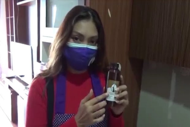 Terdampak Pandemi, Pramugari Ini Banting Setir Jadi Penjual Jamu Tradisional (FOTO:MNC Media)