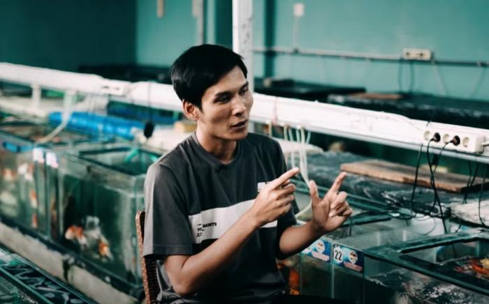 Tekuni Jualan Ikon Koi dan Tanaman, Pria Asal Garut Ini Bisa Kantongi Rp1 Miliar. (Foto Tangkapan: Channel YouTube/PecahTelur)