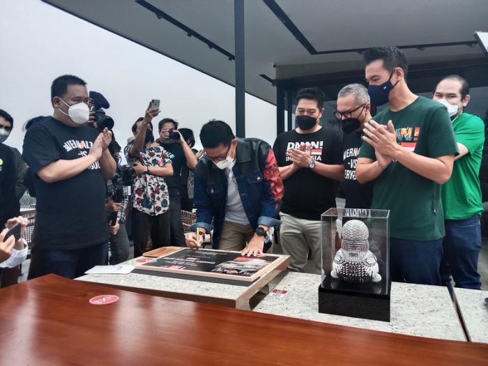 Daniel Mananta Buka Hotel Bertema Indonesia di Bandung, Sandiaga Ingatkan CHSEÂ (Dok.MNC Media)