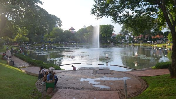 59 Taman di DKI Dibuka Besok, Pengunjung Wajib Scan PeduliLindungi (Dok.Okezone)