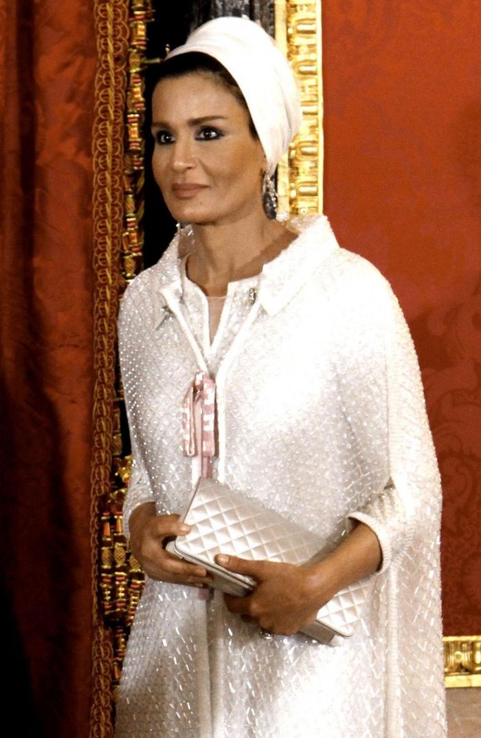 Sheikha Mozah- Tujuh Wanita Muslim Kaya Raya di Dunia, Berharta hingga Ratusan Triliun (Foto: ArabianBusiness