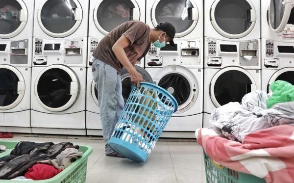 Laundry kiloan on sale