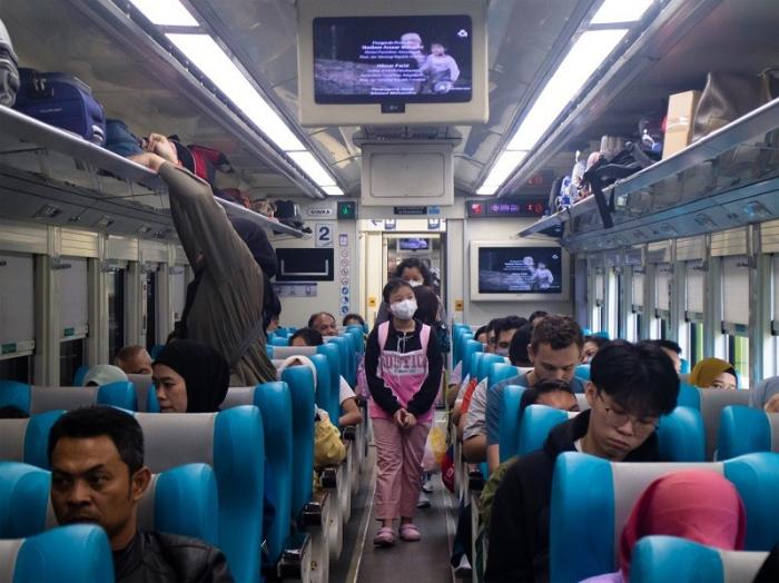 Penumpang Kereta Capai 440 Juta Orang di 2024 (Dokumen KAI)