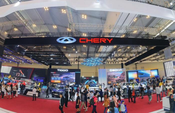 Mobil Chery Laris Manis, Catat Pemesanan 1.009 Unit selama GIIAS 2024. (Foto: Fadli/MNC Media)