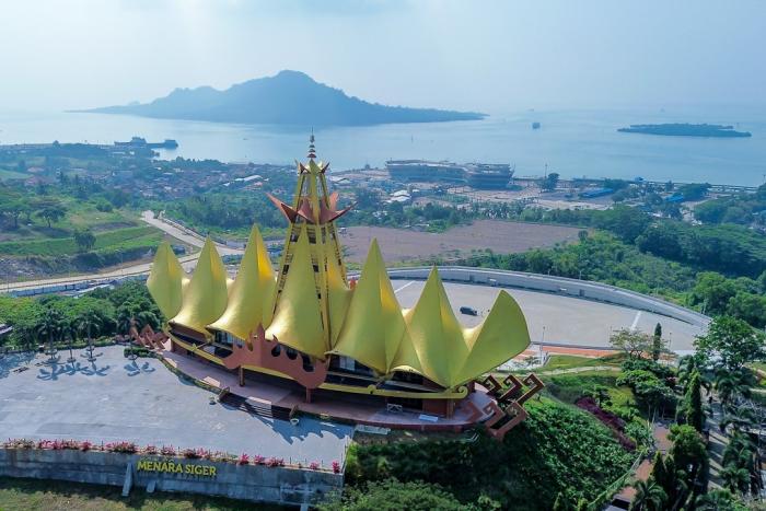 Pembangunan fasilitas modern membuat kawasan ini semakin menarik bagi wisatawan