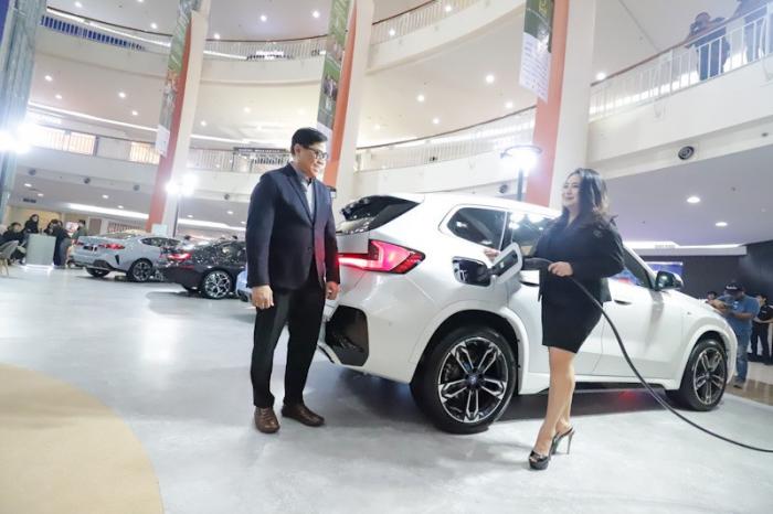 BMW Indonesia tampilkan kendaraan terbarunya