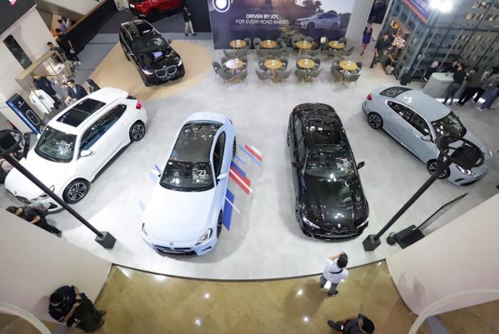 BMW Indonesia tampilkan kendaraan terbarunya